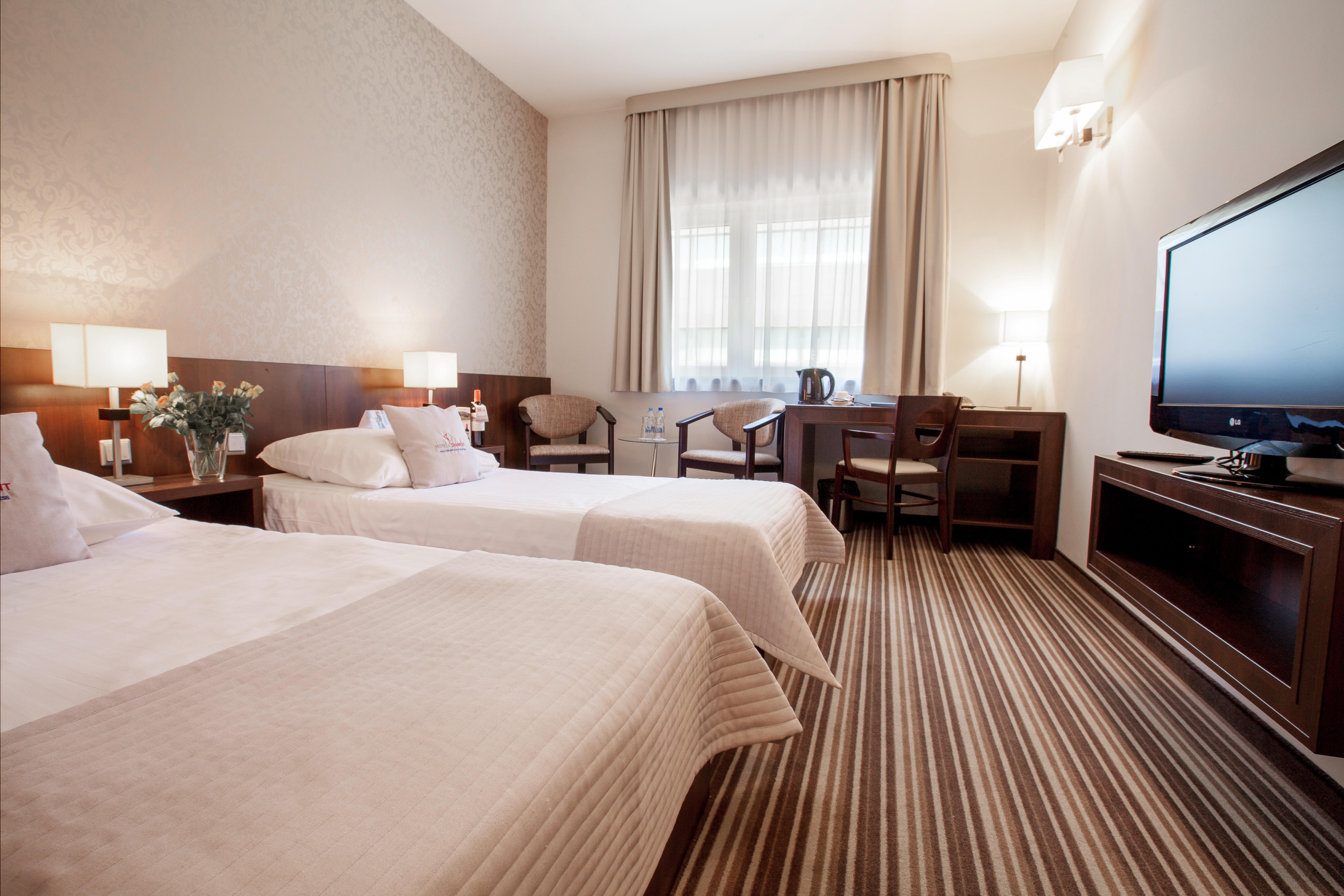 Park Hotel Diament Breslavia Esterno foto