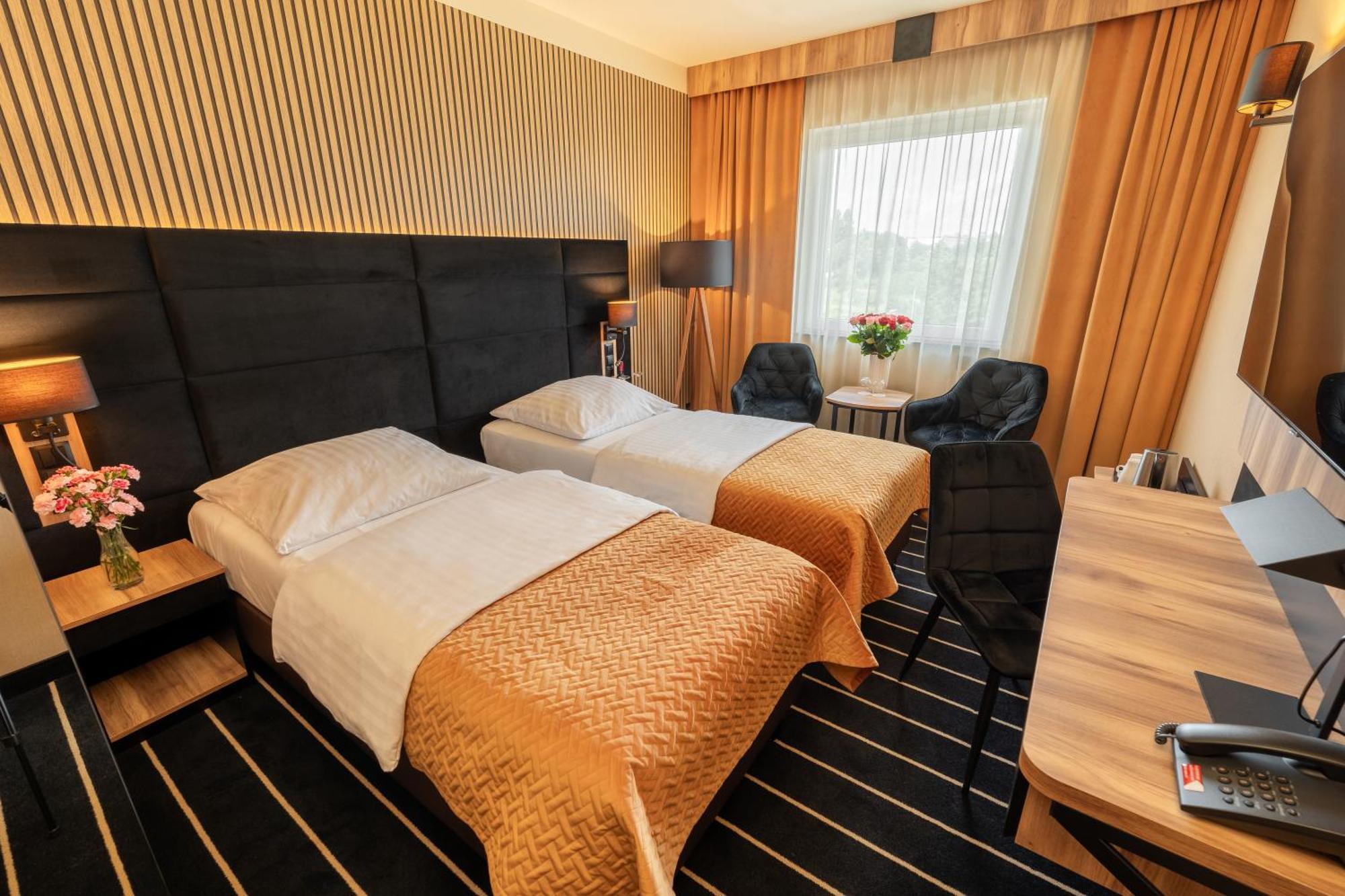 Park Hotel Diament Breslavia Esterno foto
