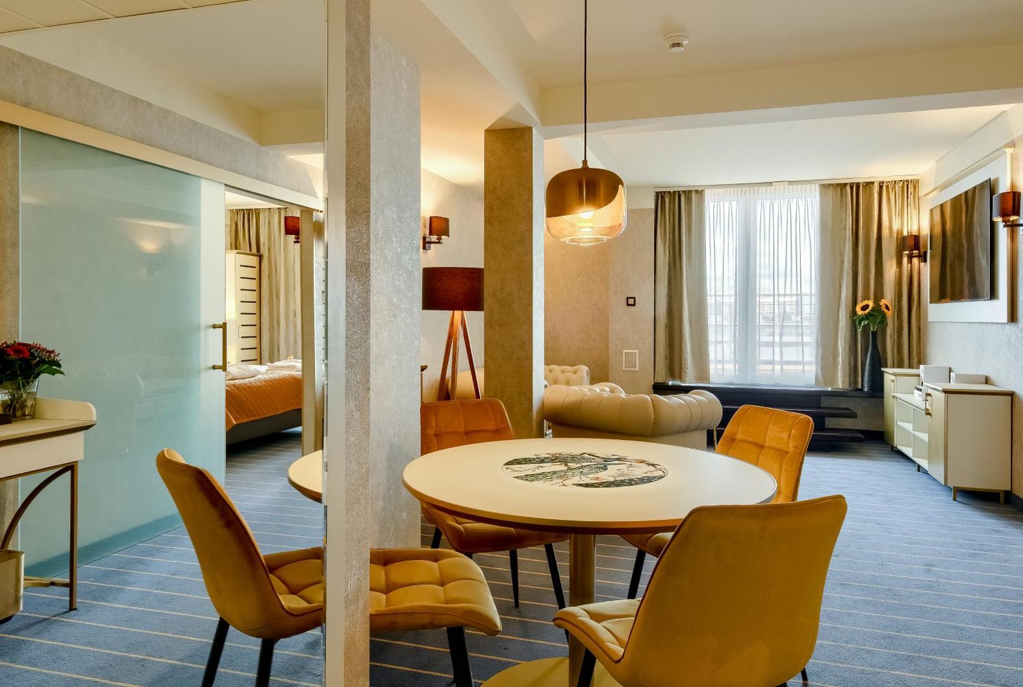 Park Hotel Diament Breslavia Esterno foto