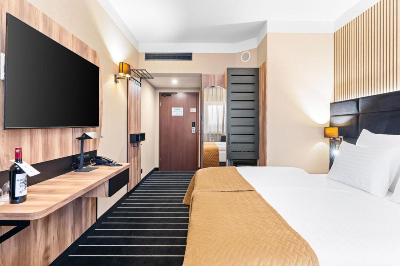 Park Hotel Diament Breslavia Esterno foto