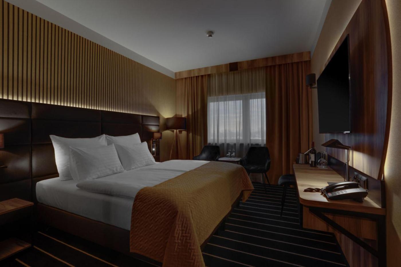 Park Hotel Diament Breslavia Esterno foto