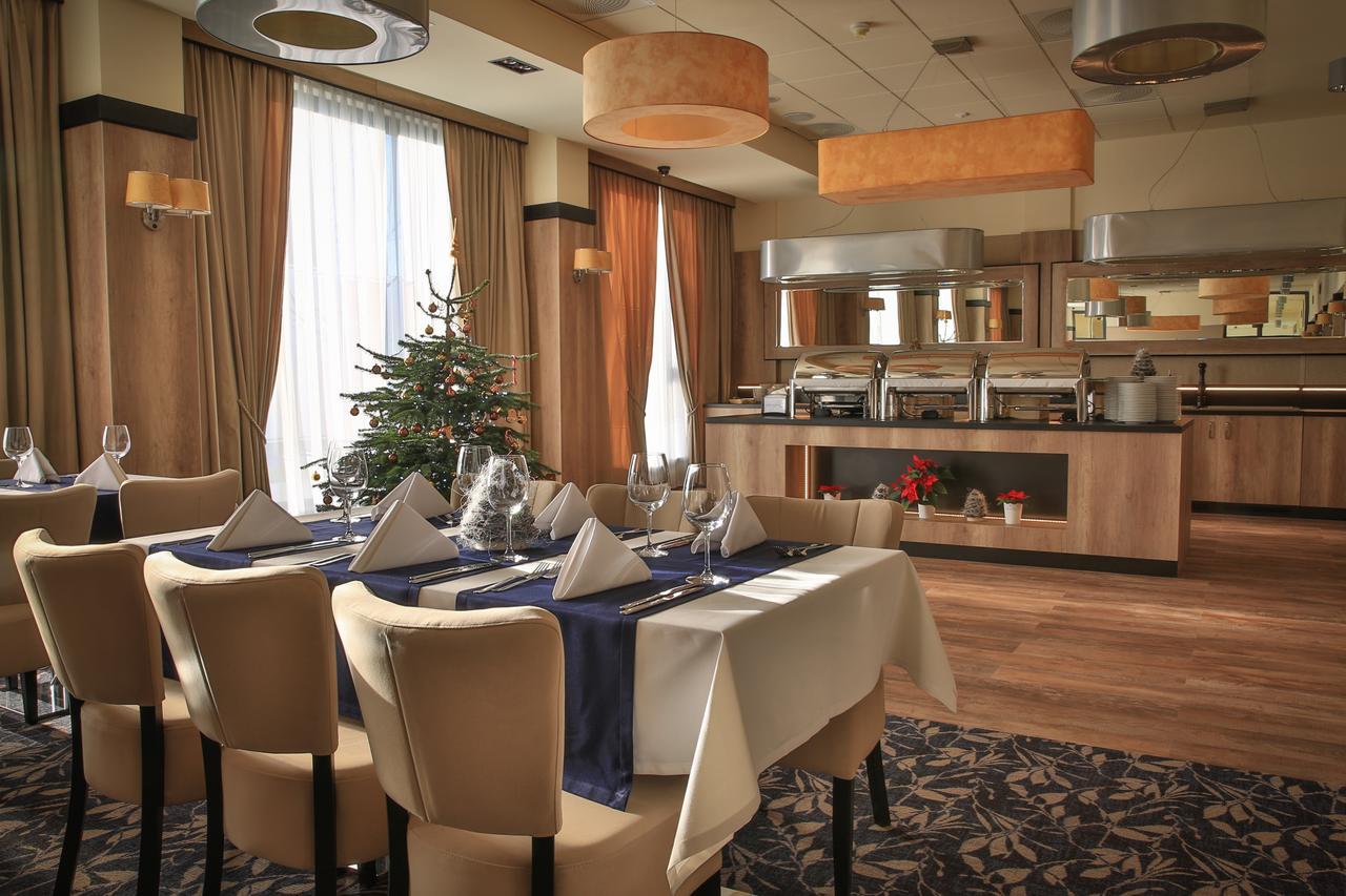 Park Hotel Diament Breslavia Esterno foto
