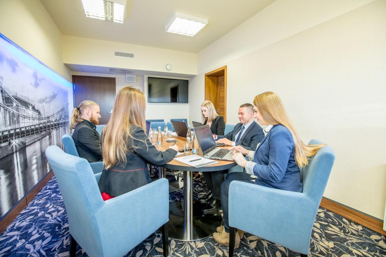Park Hotel Diament Breslavia Esterno foto